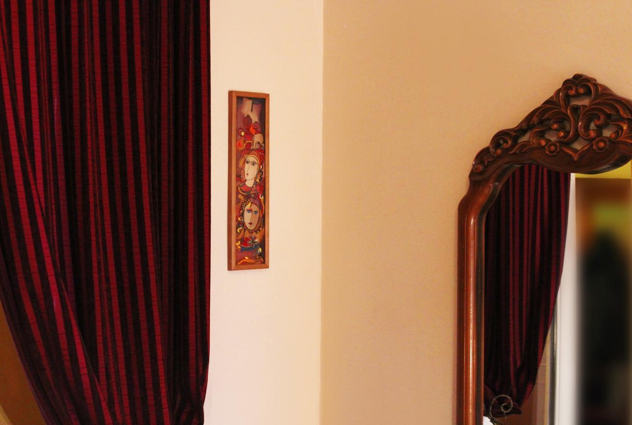 Vivid 2 Bedroom Apt. Jerevan Buitenkant foto