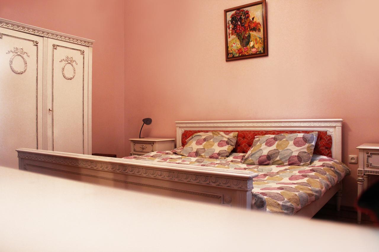 Vivid 2 Bedroom Apt. Jerevan Buitenkant foto